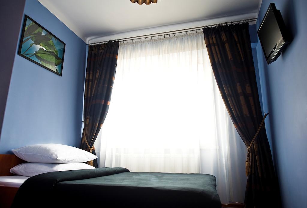 Hotel Korona Łuków Habitación foto